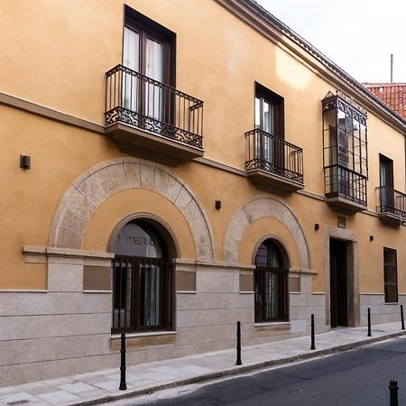 Apartamentos Turisticos De La Bernarda Caces Exteriér fotografie
