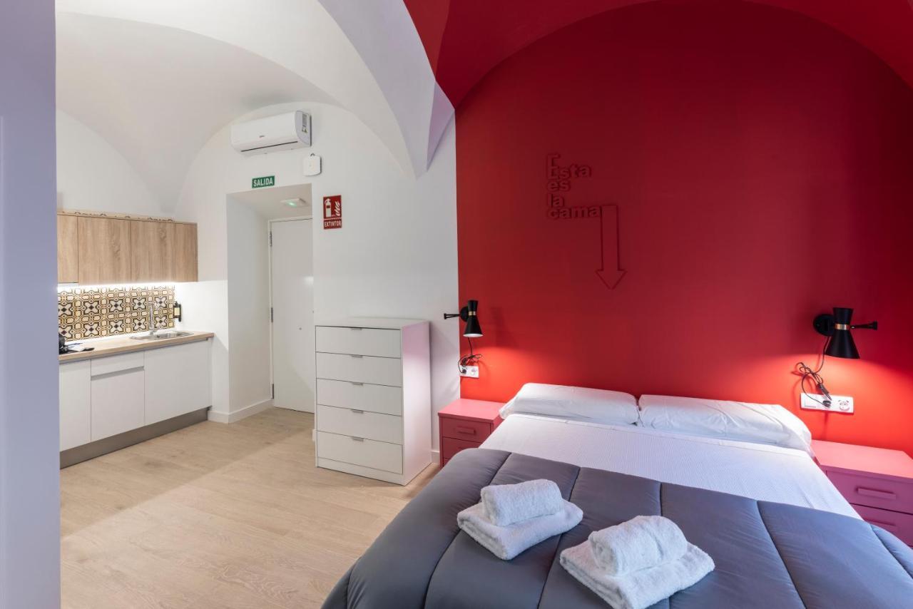 Apartamentos Turisticos De La Bernarda Caces Exteriér fotografie