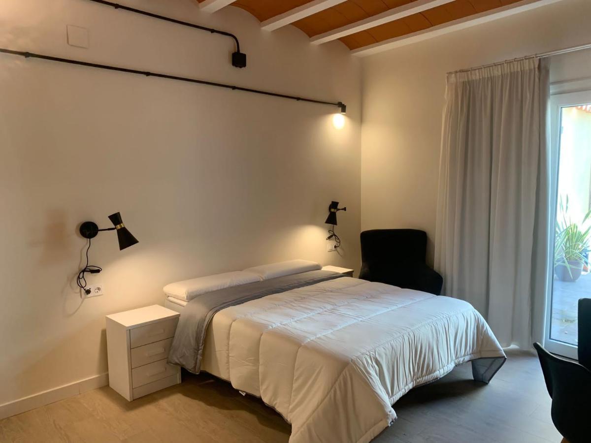 Apartamentos Turisticos De La Bernarda Caces Exteriér fotografie